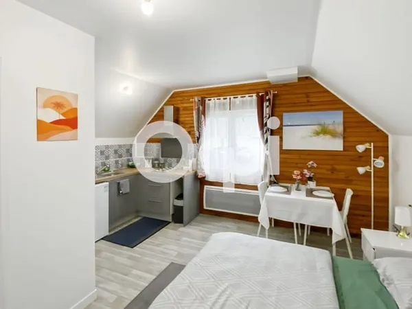 Studio 1 pièce 17 m²