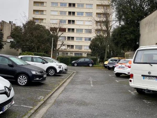Stationnement Location Toulouse   63€