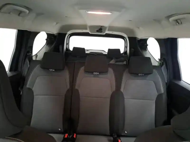 Dacia Jogger tce 110 7 places gsr2 — photo 31