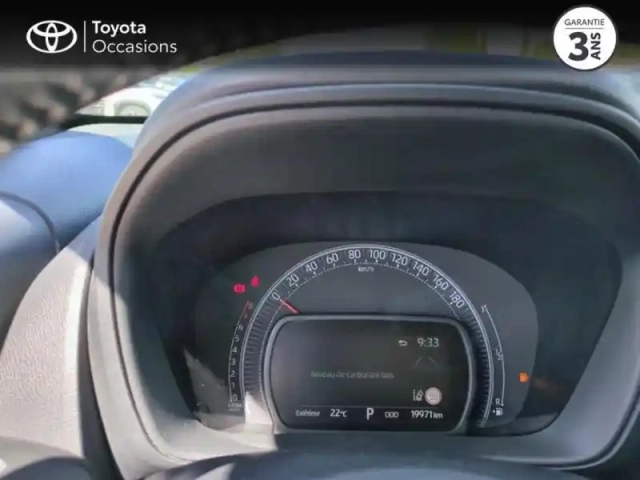 Toyota Aygo x 1.0 vvt-i 72ch dynamic s-cvt my24 — photo 14