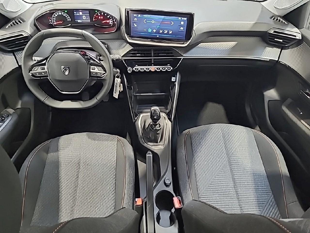 Peugeot 208 turbo 100 ch bvm6 style — photo 12