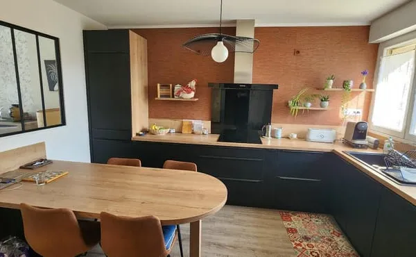 Maison 8 pièces 185 m²