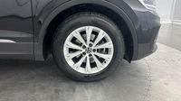 Volkswagen Tiguan 2.0 TDI 150ch Life Plus DSG7 — photo 20