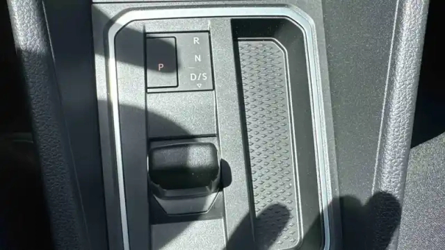 Ford Transit Connect fgn 1.5 ecoboost 150ch l2 phev dct6 — photo 10