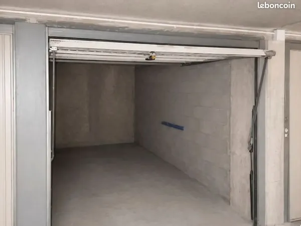 Location garage Avenue jean jaures Nîmes