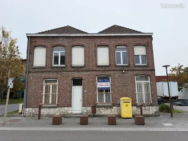 Local 100 m²