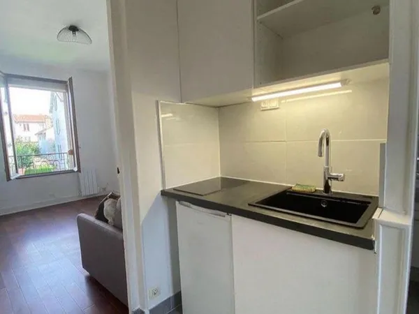 Studio Malakoff au pied de la future ligne 15 - idéal investisseur