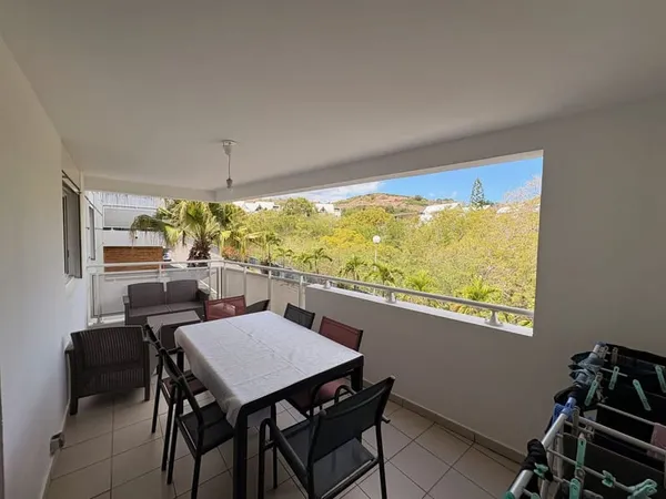 Appartement à 500 m de la plage de boucan canot
