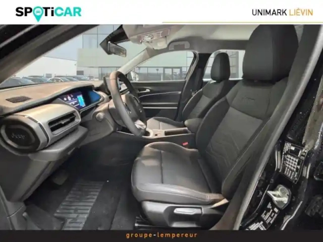 Jeep Avenger electrique 156ch 115kw altitude — photo 11