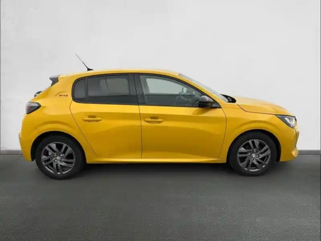 Peugeot 208 puretech 75 s&amp;s bvm5 — photo 4