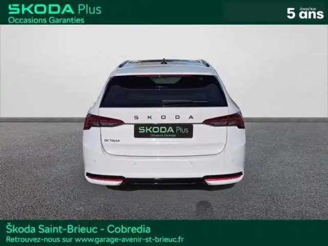 Skoda Octavia combi 2.0 tdi scr 150ch sportline dsg7 — photo 6