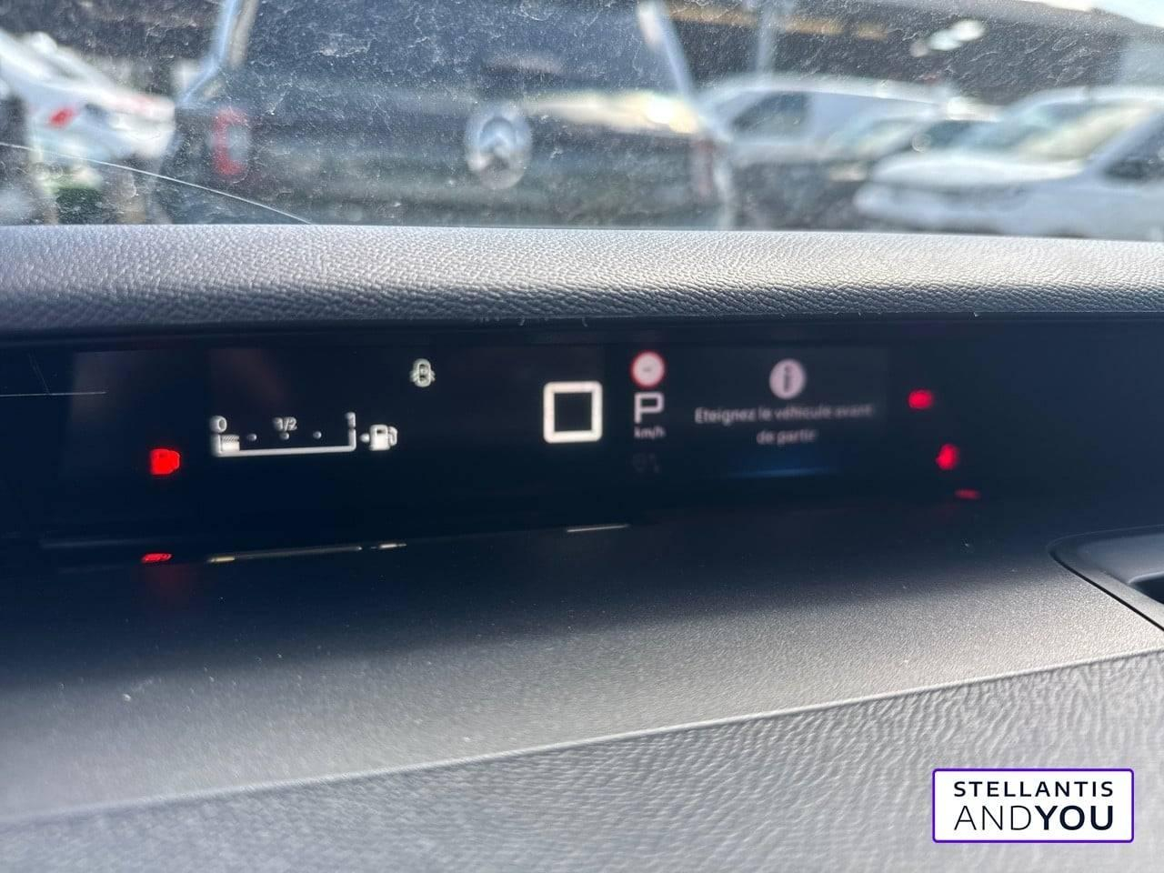 Citroën C3 hybride 110 ch automatique business — photo 12