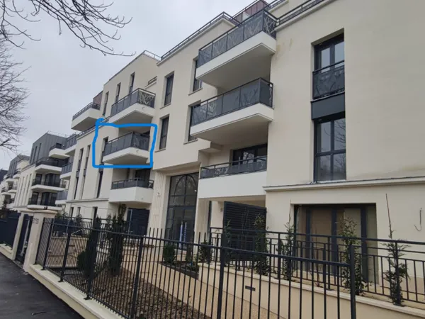 Loue appartement 55m² avec balcon et parking en face du parc de Sceaux - Chatenay