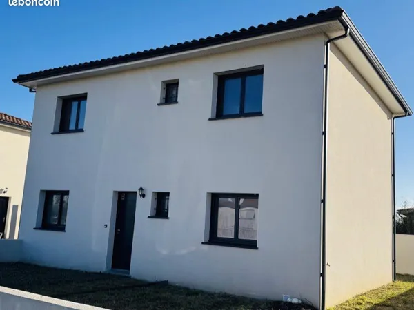 Maison 135 m2 à loué 4 ch 2sld