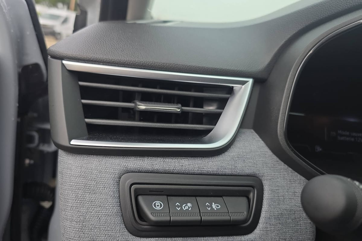 Renault Clio 5 — photo 20