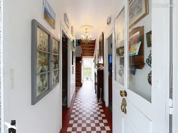 Maison 6 pièces 140 m²