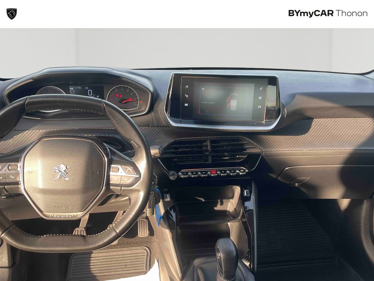 Peugeot 208 PURETECH 75 S&amp;S BVM5 — photo 9