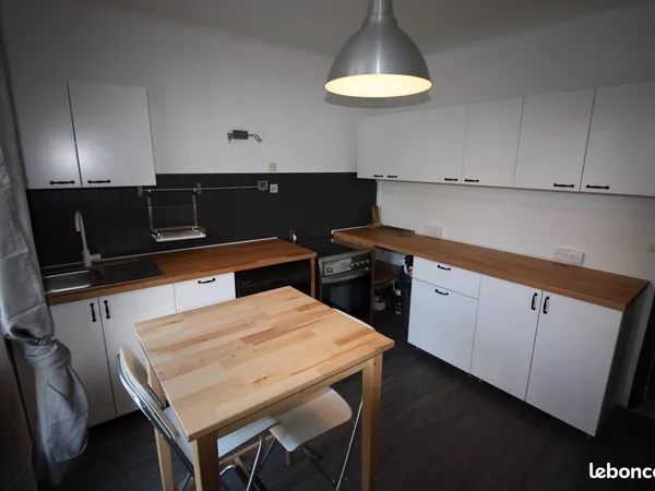 Colocation La Riche 110M2 à coté de la Mairie