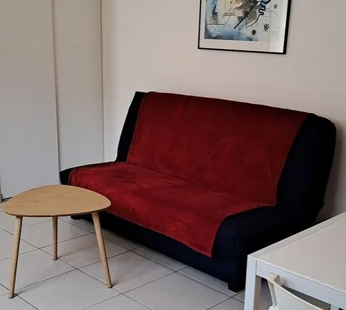 Studio meublé