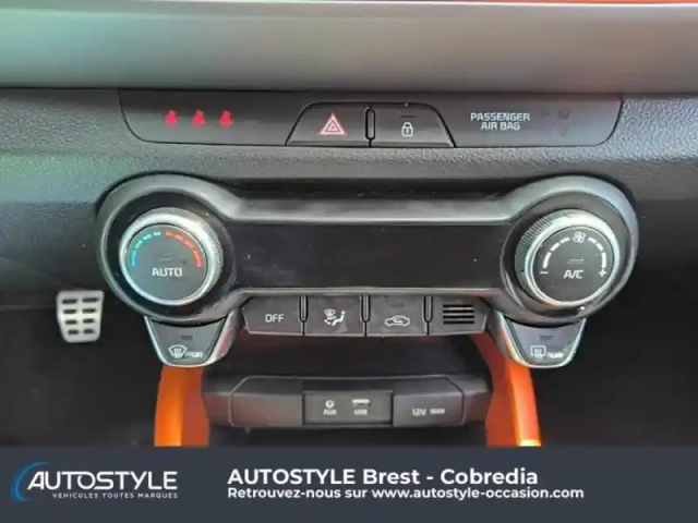 Kia Stonic 1.0 t-gdi 120ch isg launch edition — photo 28