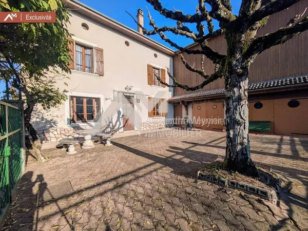 Maison 5 pièces 148 m²
