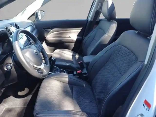 Suzuki Vitara 1.0 boosterjet — photo 11