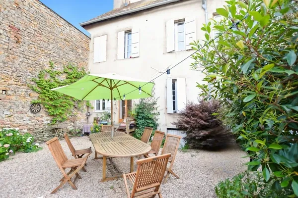Maison 7 pièces 207 m²
