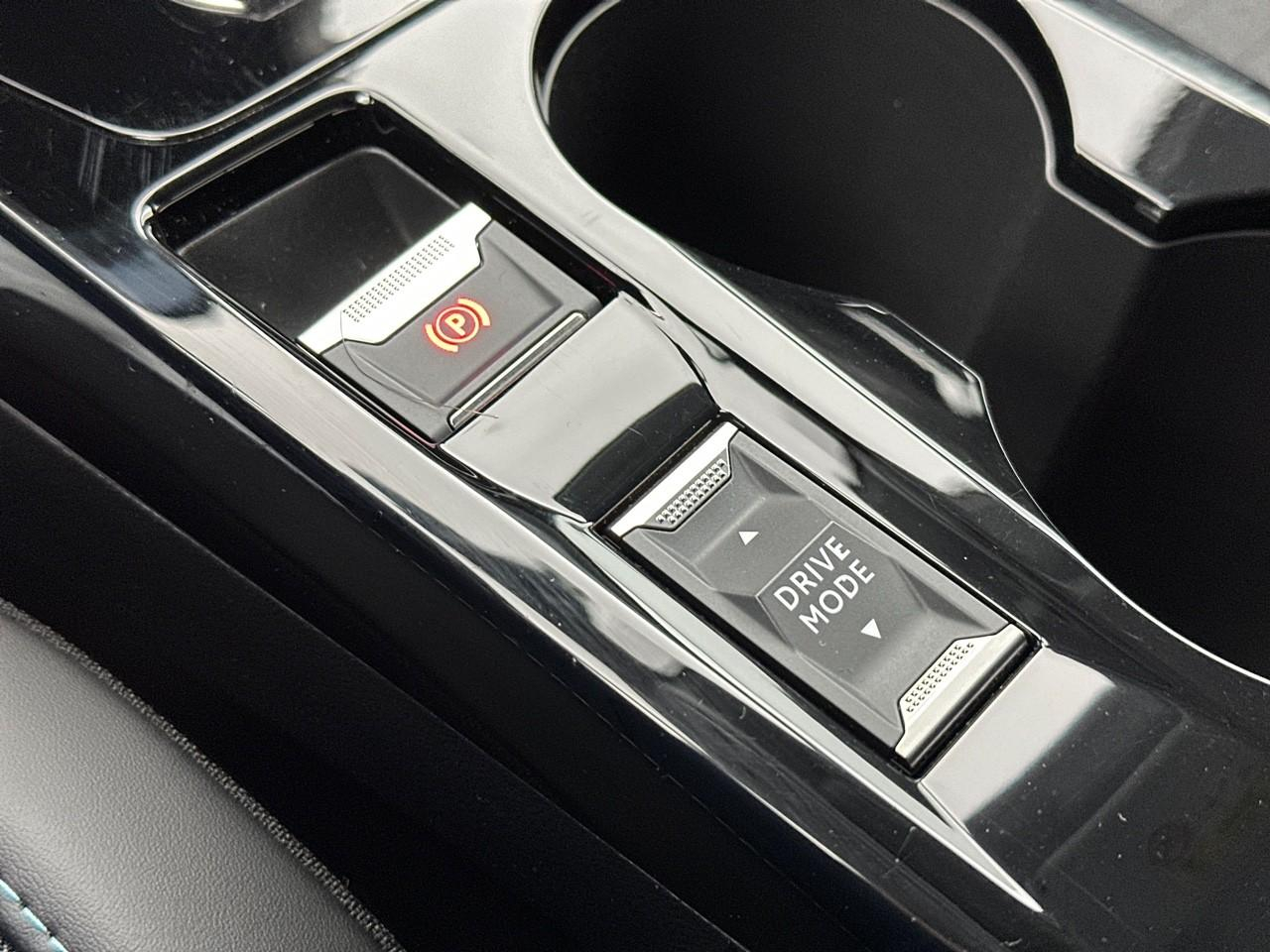 Peugeot 208 puretech 100 s&s eat8 allure pack — photo 31