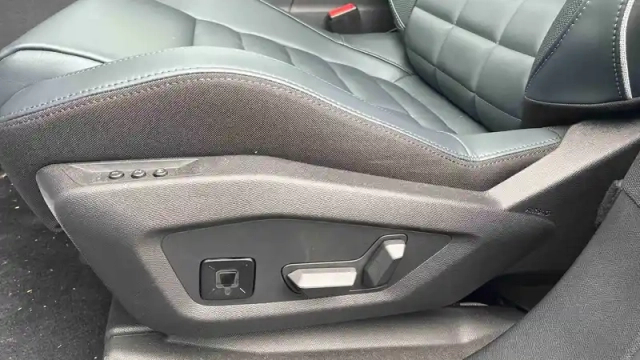Citroën C5 Aircross e- 210 ch autonomie confort — photo 29