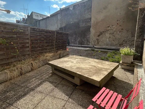 Studio meublé de 22 m² avec terrasse de 15 m² - Proche tramway ligne 2