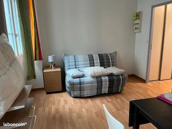 Studio 1 pièce 23 m²