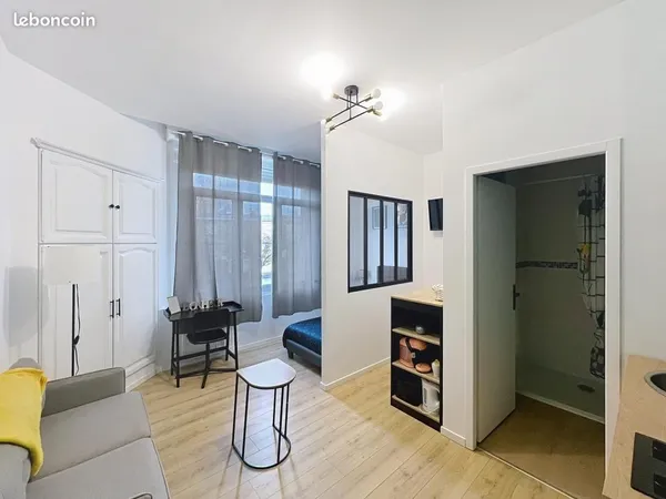 Studio 1 pièce 18 m²