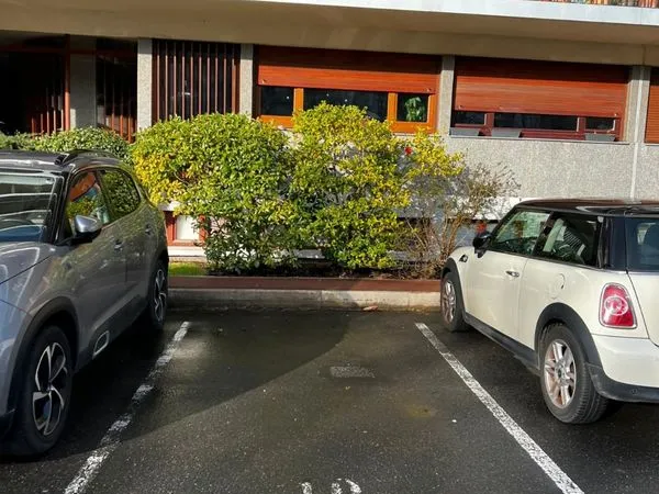 Place de parking résidence la feuilleraie bougival