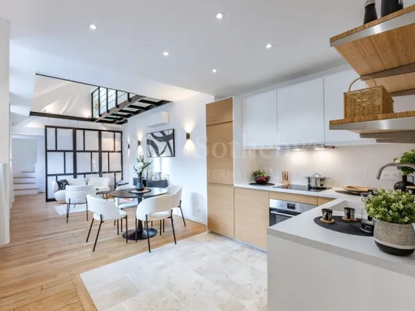 Paris 7ème - Loft - Dernier étage avec ascenseur entièrement rén