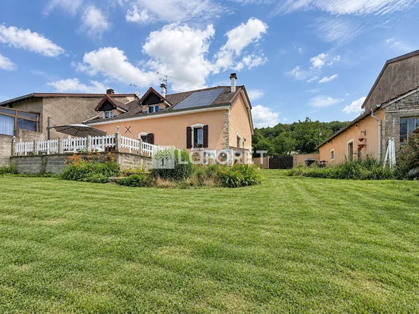 Maison 6 pièces 159 m²