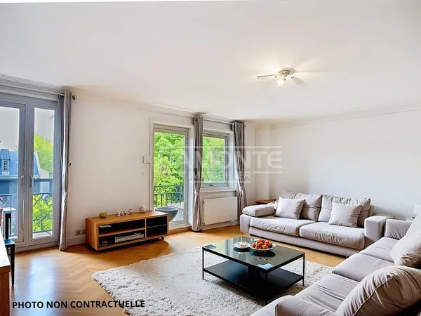 COUP DE COEUR TRIPLEX FAMILIAL AVEC VUE EXCEPTIONNELLE & PA