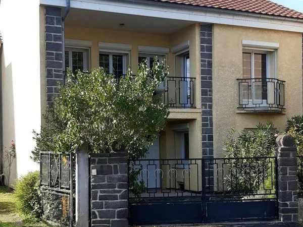 Maison 8 pièces 160 m²