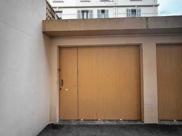 Garage individuel fermé