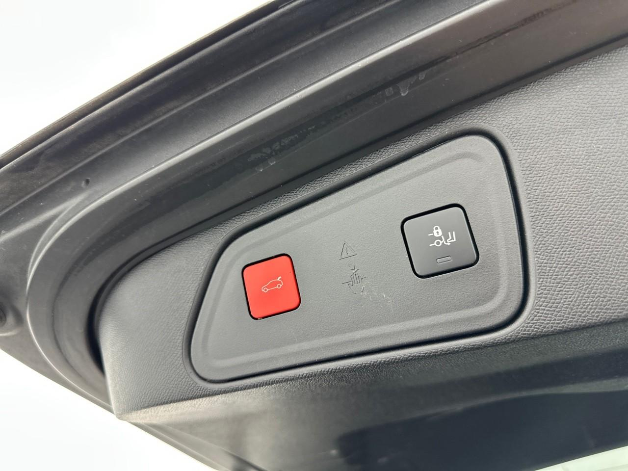 Peugeot 3008 hybrid 225 e-eat8 gt pack — photo 37