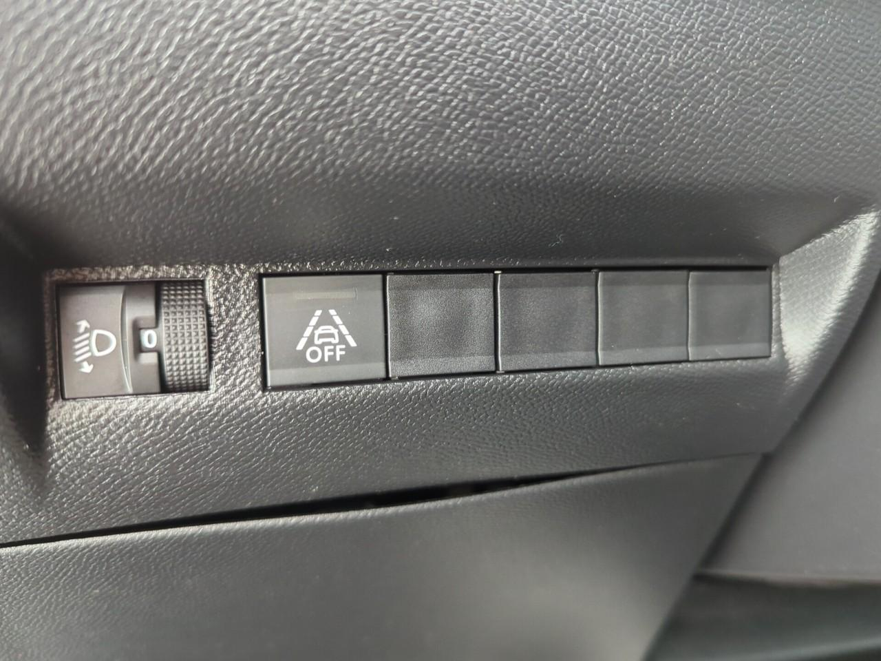 Peugeot 2008 puretech 100 s&s bvm6 active pack — photo 21