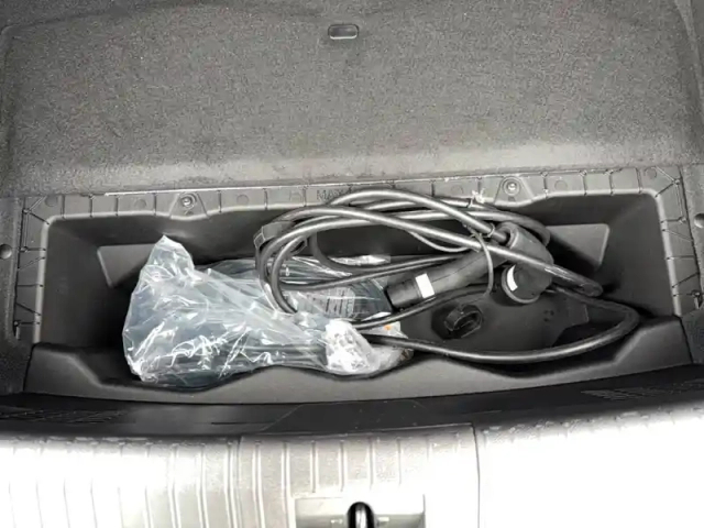 Renault Megane e-tech 220 ch autonomie confort gsr2 — photo 68
