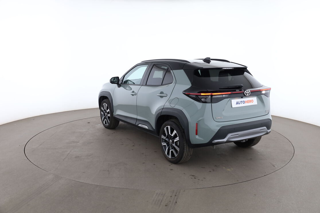 Toyota Yaris Cross 1.5 AWD-i Hybride Premiere — photo 3