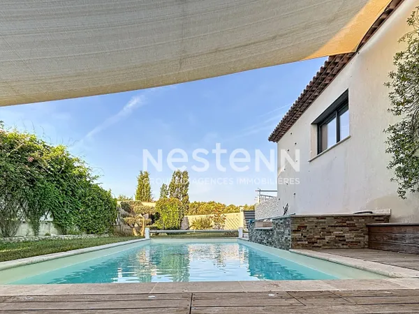 EXCLUSIVITE !! Maison à vendre à La Motte d'Aigues - 6 pièces, piscine, sous sol.