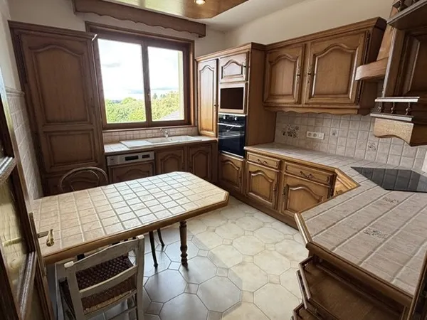 Appartement 6 pièces 140 m²