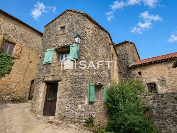 Le charme de la pierre au coeur du village