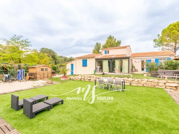 Maison centre Luynes 128 m² sur 654 m² de terrain