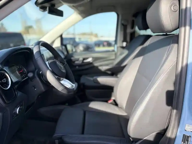 Mercedes Vito mixto 119 cdi long 9g-tronic rwd — photo 16