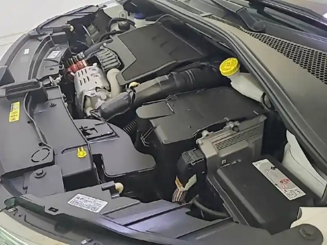 Citroën C3 puretech 110 s&amp;s eat6 — photo 15