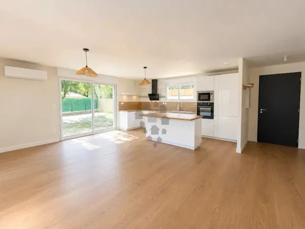 Maison 4 pièces 82 m²
