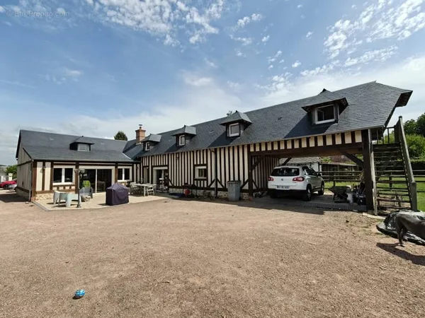 Maison 7 pièces 165 m²